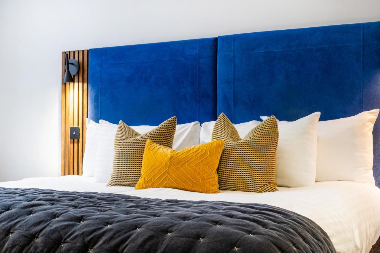 The Berkeley Square Hotel Bristol Exterior photo