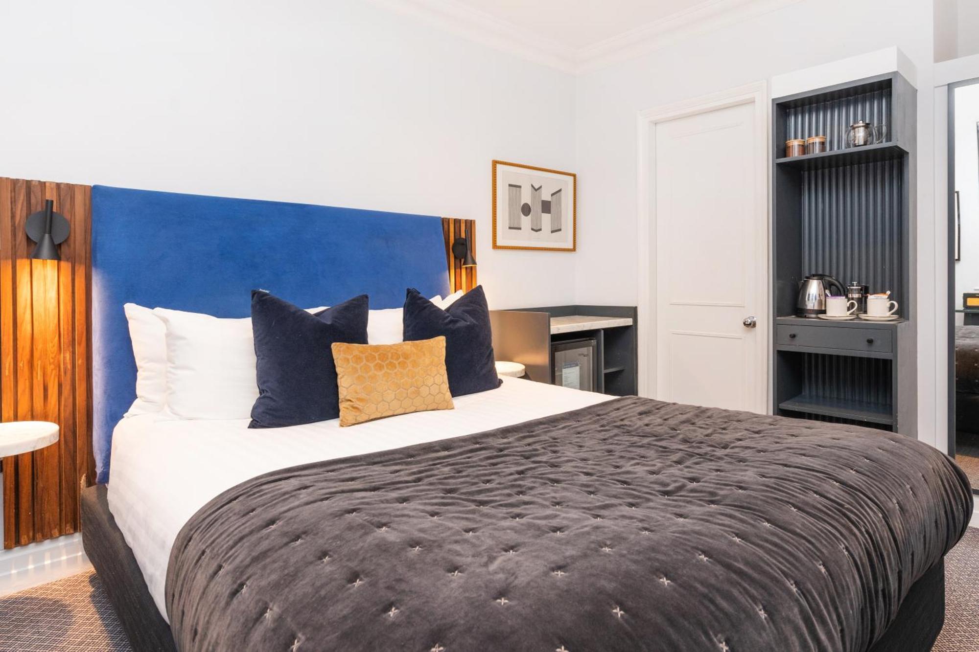 The Berkeley Square Hotel Bristol Exterior photo
